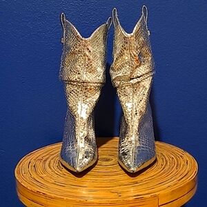 GUESS silver snakeskin print metallic  Stilleto Boots.